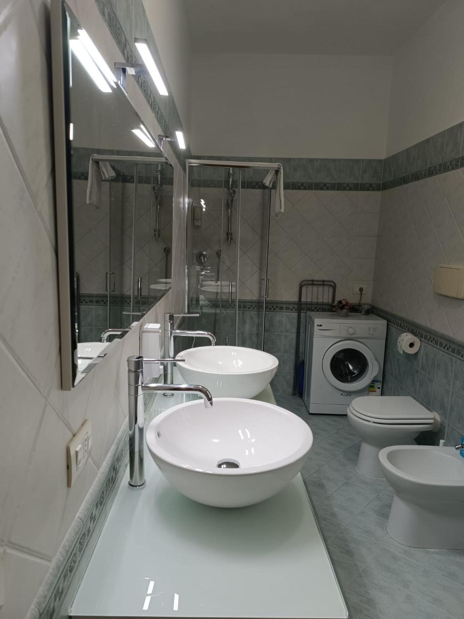 Lizzies Hus Apartman Fiumicino Kültér fotó