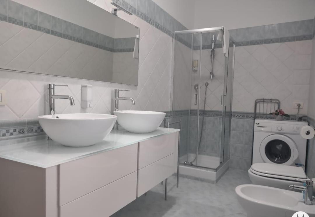 Lizzies Hus Apartman Fiumicino Kültér fotó