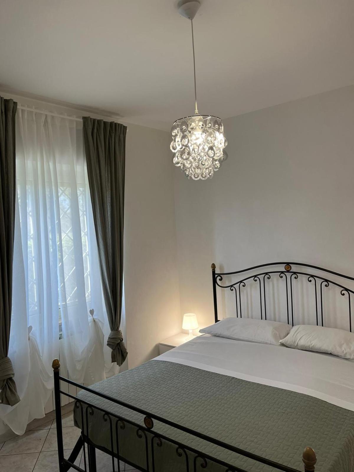 Lizzies Hus Apartman Fiumicino Kültér fotó